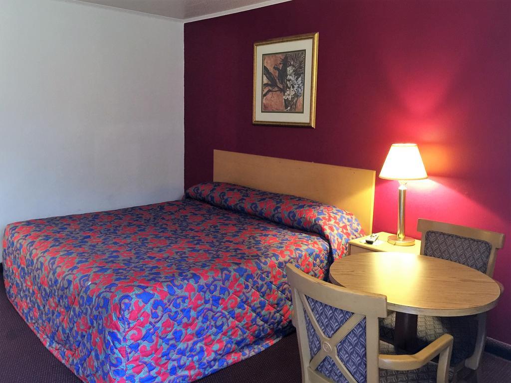 Budget Inn Wrightstown Zewnętrze zdjęcie