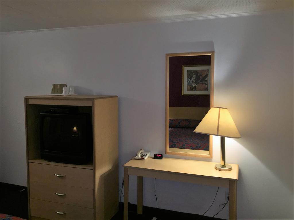 Budget Inn Wrightstown Zewnętrze zdjęcie