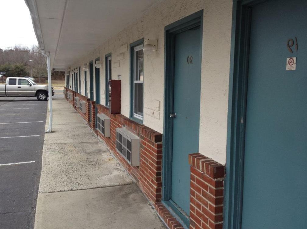Budget Inn Wrightstown Zewnętrze zdjęcie